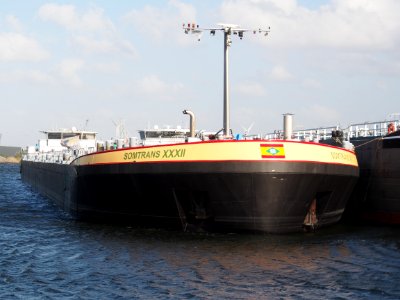 Somtrans XXXII (ship, 2013) Kegelligplaats Afrikahaven, Port of Amsterdam pic2
