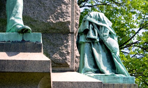 Soldiers and Sailors Monument, Beattie & Brooks, fabricator - Nashua, New Hampshire - DSC07257