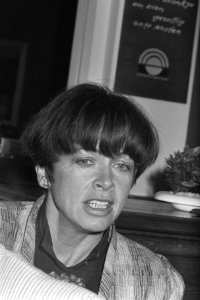 Sonja Barend, Bestanddeelnr 934-1111