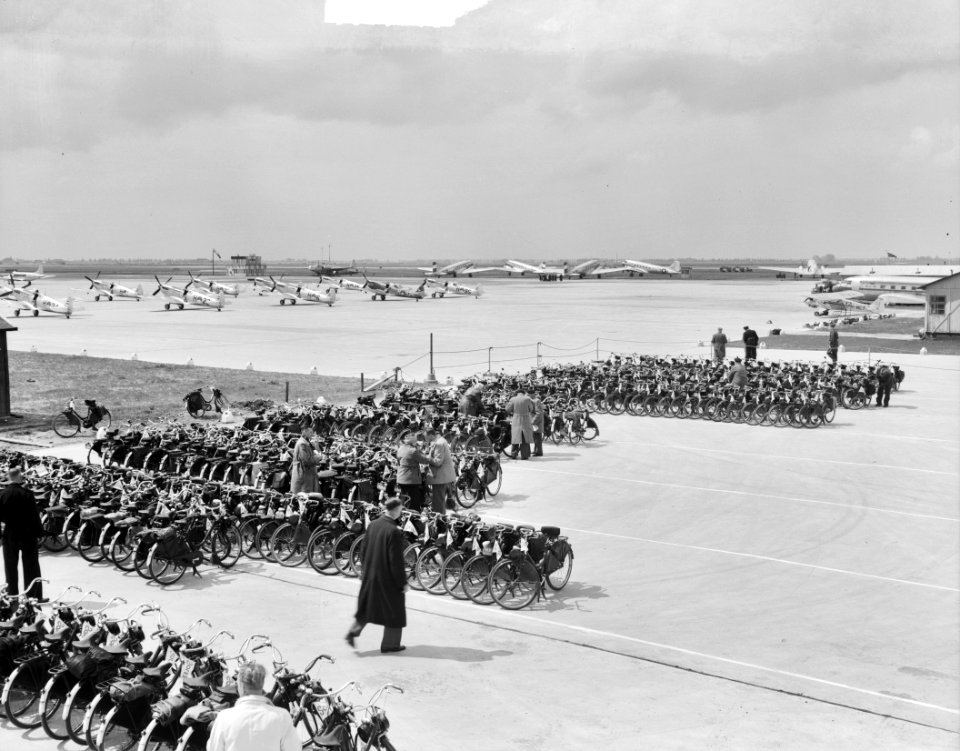 Solex-ralley op Schiphol, Bestanddeelnr 904-5522