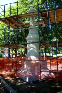 Soldiers' Monument at Saltonstall Plaza under repair - Watertown, MA - DSC03914
