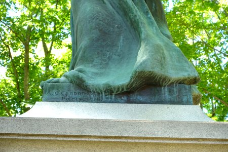 Soldiers Monument sculptor - Spencer, Massachusetts - DSC02298