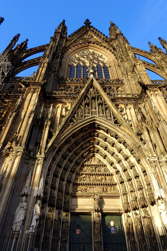 South portal - Cologne Cathedral - Cologne, Germany - DSC09425
