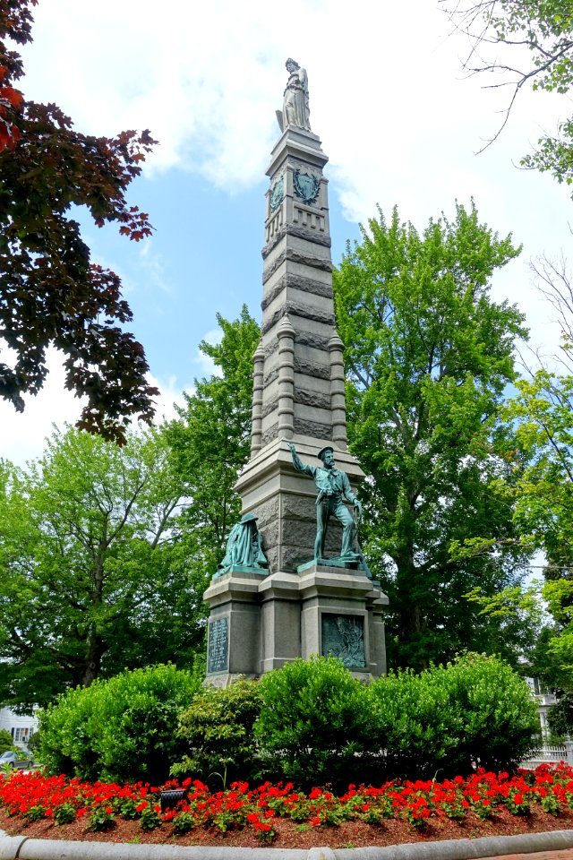 Soldiers and Sailors Monument - Nashua, New Hampshire - DSC07332