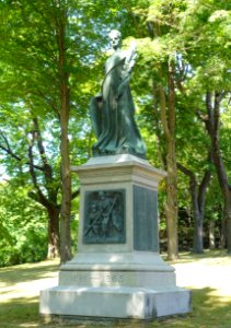 Soldiers Monument - Spencer, Massachusetts - DSC02277