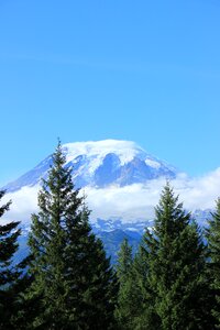 Washington cascade hike photo