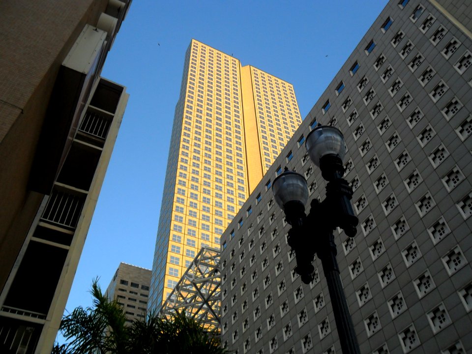Southeast Financial Center northwest view