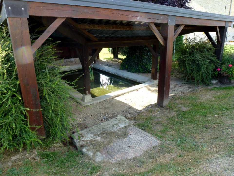 Sorcy-Bauthémont (Ardennes) lavoir