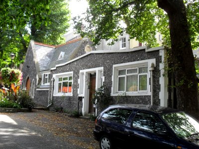 South Lodge at Woodvale Cemetery, off Lewes Road, Brighton (September 2010)
