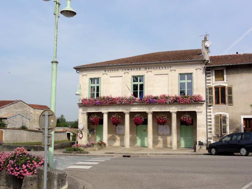 Sorcy-Saint-Martin (Meuse) maison commune (mairie) 1834