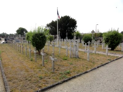 Sorcy-Saint-Martin (Meuse) cimetière, carré militaire (01)