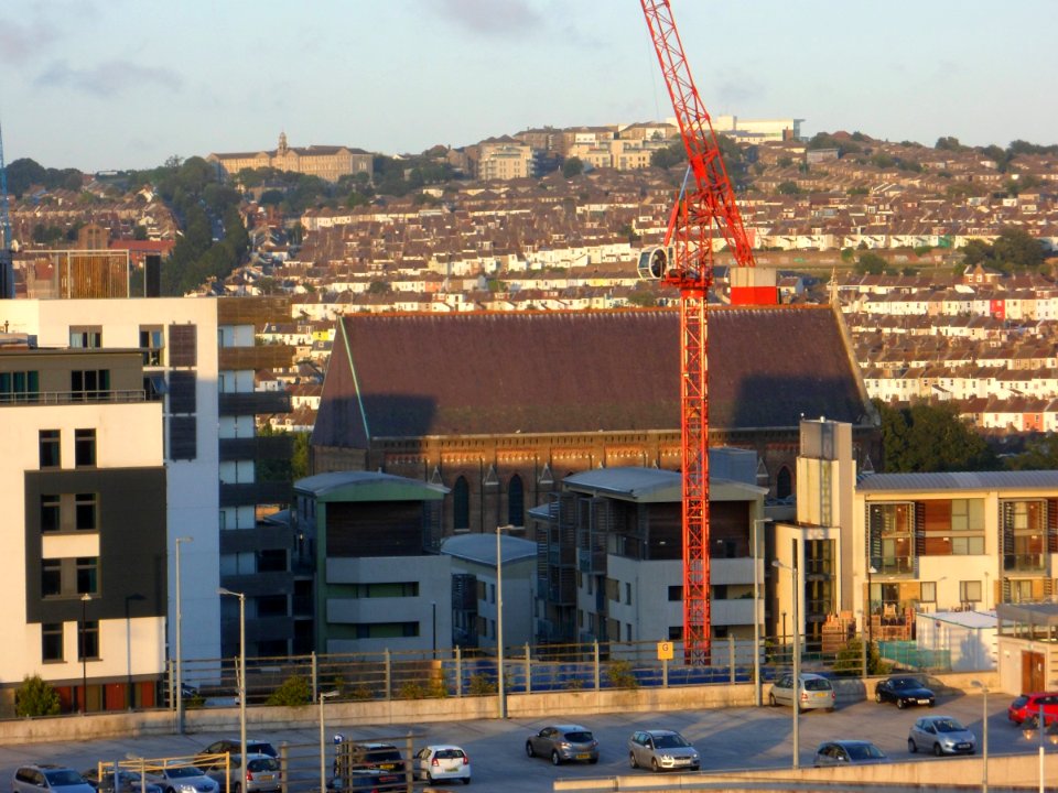 Southeastward view from Howard Place, Brighton, towards Hanover (August 2013) (2)