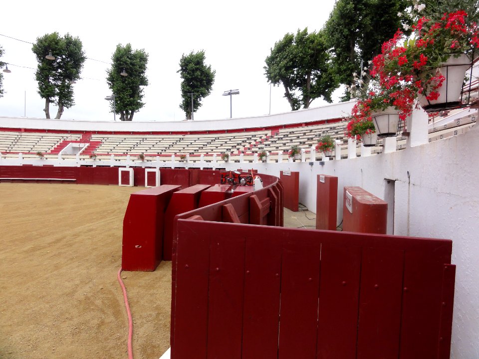Soustons (Landes) arènes, intérieur