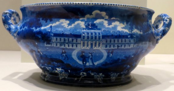 Soup tureen manufactured by Ralph Stevenson and Williams, c. 1820-50, , Dayton Art Institute