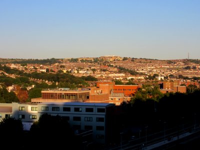 Southeastward view towards Elm Grove and Hanover areas from Highcroft Villas, Prestonville, Brighton (August 2016) (1)