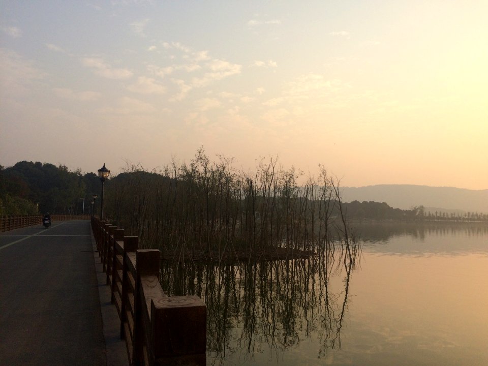 South Lake, Hunan Institute of Science and Technology, picture1