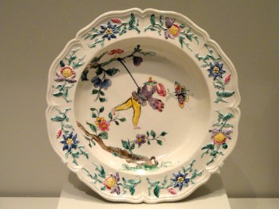 Soup Plate, c. 1760, Staffordshire, England, salt-glazed stoneware with enameling - Art Institute of Chicago - DSC09962
