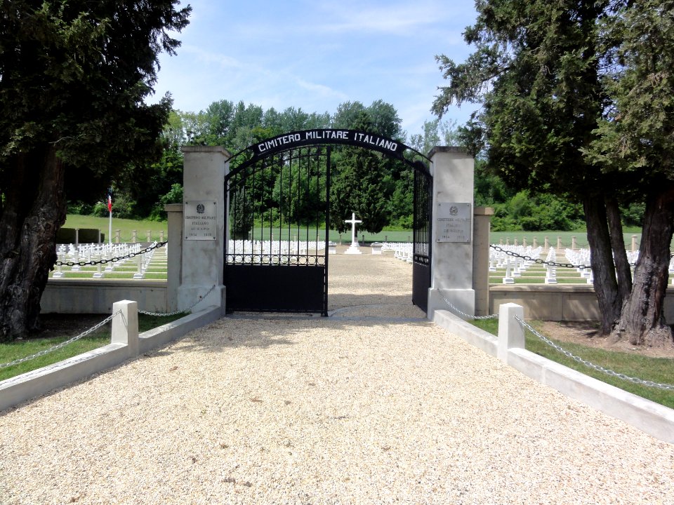 Soupir (Aisne) Cimetière militaire Italien
