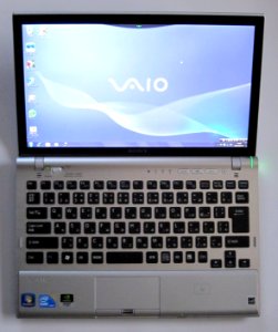 SONY VAIO VPCZ119FJ-S 01