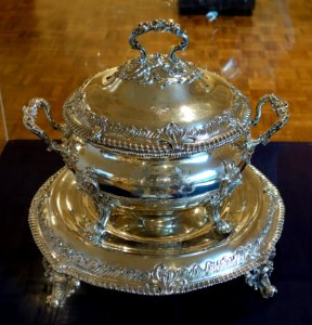 Soup Tureen, Paul Storr, British, 1820-1821, silver - Huntington Museum of Art - DSC05372