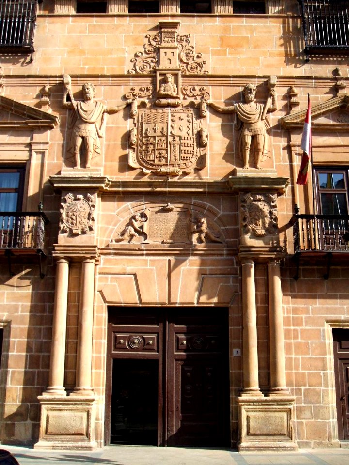 Soria - Palacio de los Condes de Gómara 8