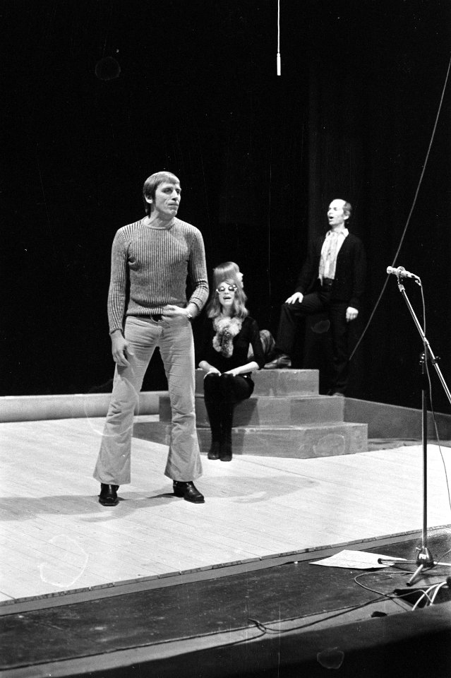Soort musical namens Jacques Brel 19 januari a.s. in premiere in Nieuwe de la , Bestanddeelnr 925-2899