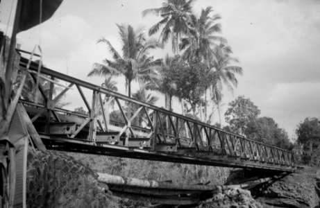 Soekaboemi De intact gebleven spoorbrug van Pamoejoeran, Bestanddeelnr 11712