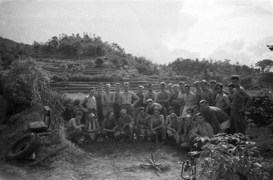 Soekaboemi sector groepsportret militairen, Bestanddeelnr 414-6-5