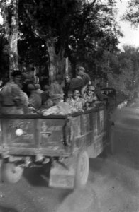 Soebah. 2-6 R.I van de T-Brigade en 4-2 R.I van de W-Brigade maken contact., Bestanddeelnr 1855