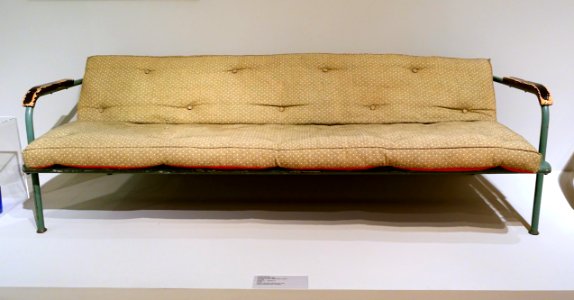 Sofa bed, designed by Alvar Aalto, Heteka O.y., Helsinki, Finland, c. 1930, steel tube, cushion - Museum für Angewandte Kunst Köln - Cologne, Germany - DSC09546