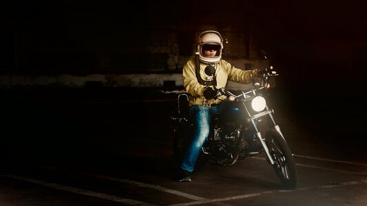 Transport garage man