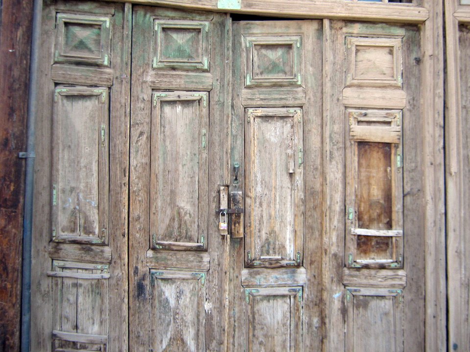 Snapshots Bazaar of Nishapur 22 09