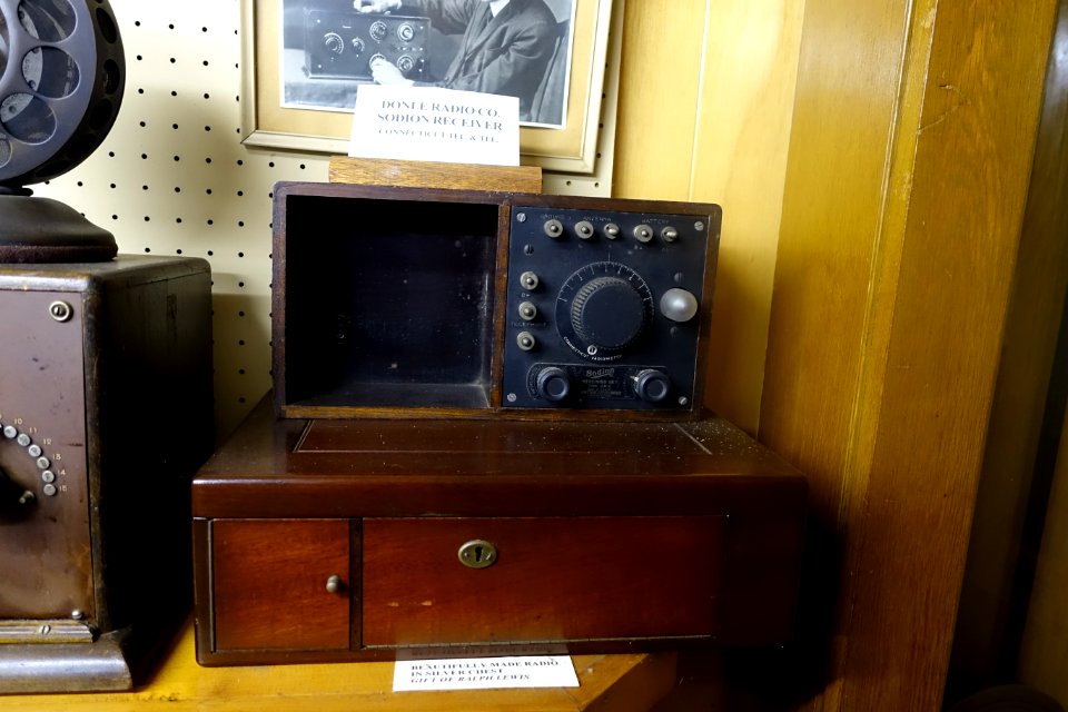 Sodion Receiving Set Type DR-6, Connecticut Telephone & Electric Company, Meriden CT - New England Wireless & Steam Museum - East Greenwich, RI - DSC06644