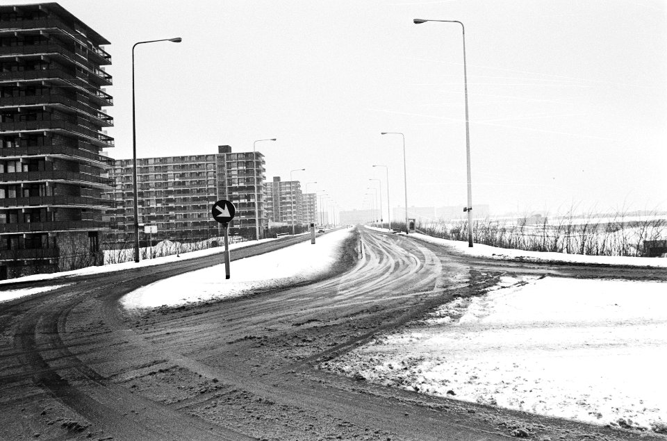 Sneeuw in Bijlmermeer, Bestanddeelnr 924-1319