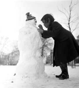 Sneeuwplaatjes in Amsterdam, Bestanddeelnr 905-4364