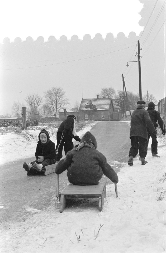 Sneeuw en ijspret in Friesland, Bestanddeelnr 910-8729