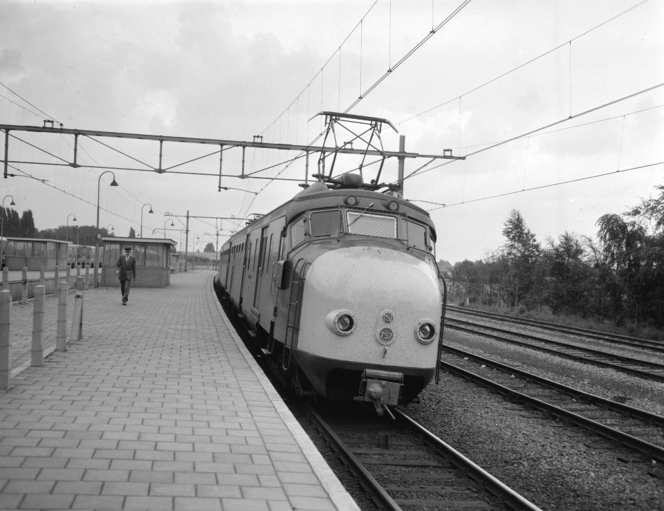 Snelheidsproeven van de Nederlandse Spoorwegen bij Helmond, Bestanddeelnr 909-7911