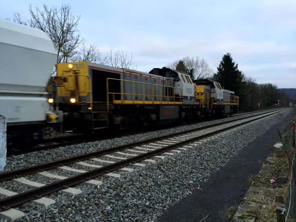 SNCB-NMBS HLD 77 à Jamioulx 4
