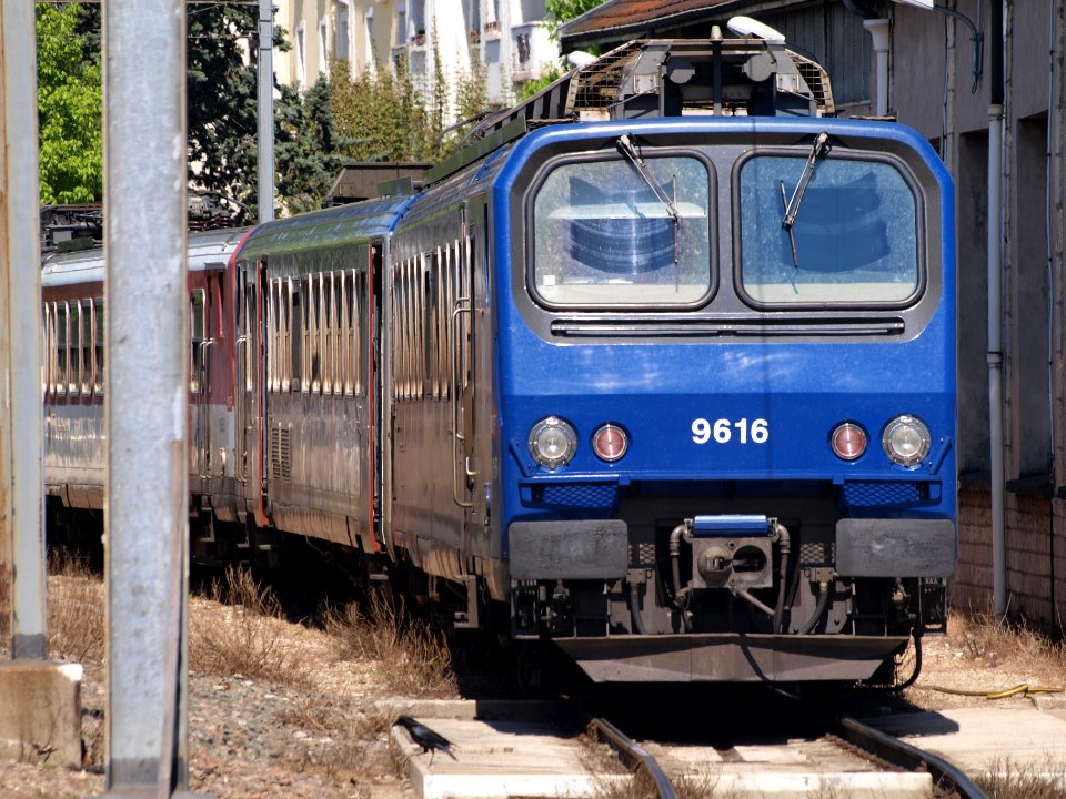 SNCF 9616 at Dijon, France