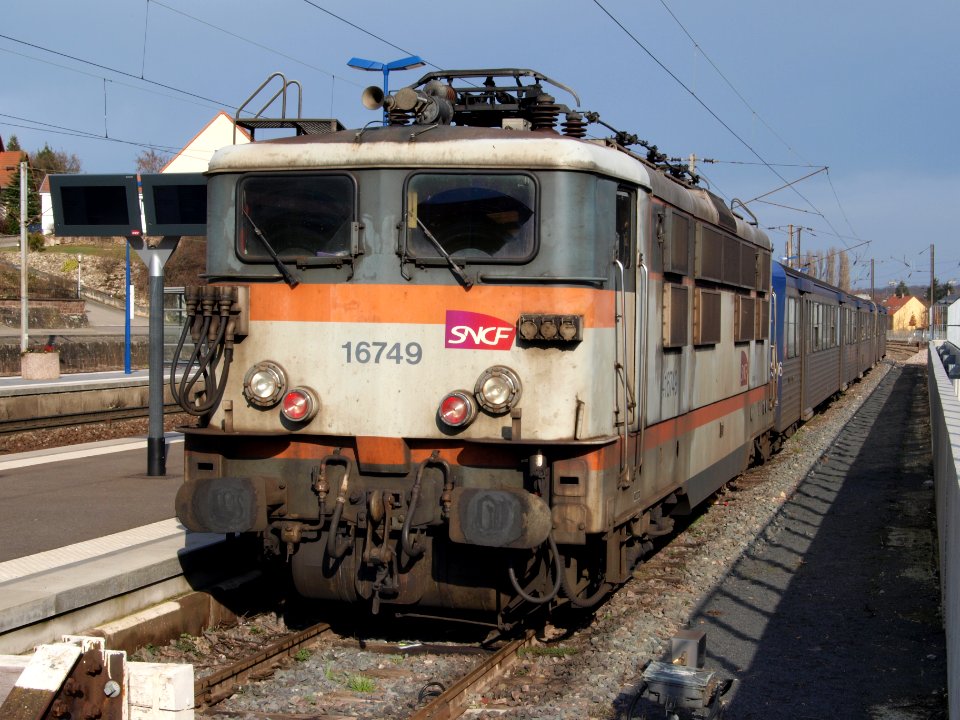 SNCF 16749 p1 14March2009
