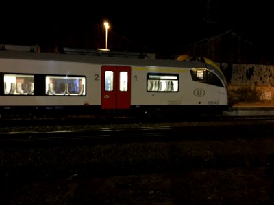 SNCB AM08 Desiro en gare de Jambes 3