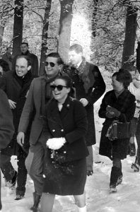 Sneeuwpret rondom Soestdijk, prinses Margriet en Pieter in de sneeuw, Bestanddeelnr 919-9549