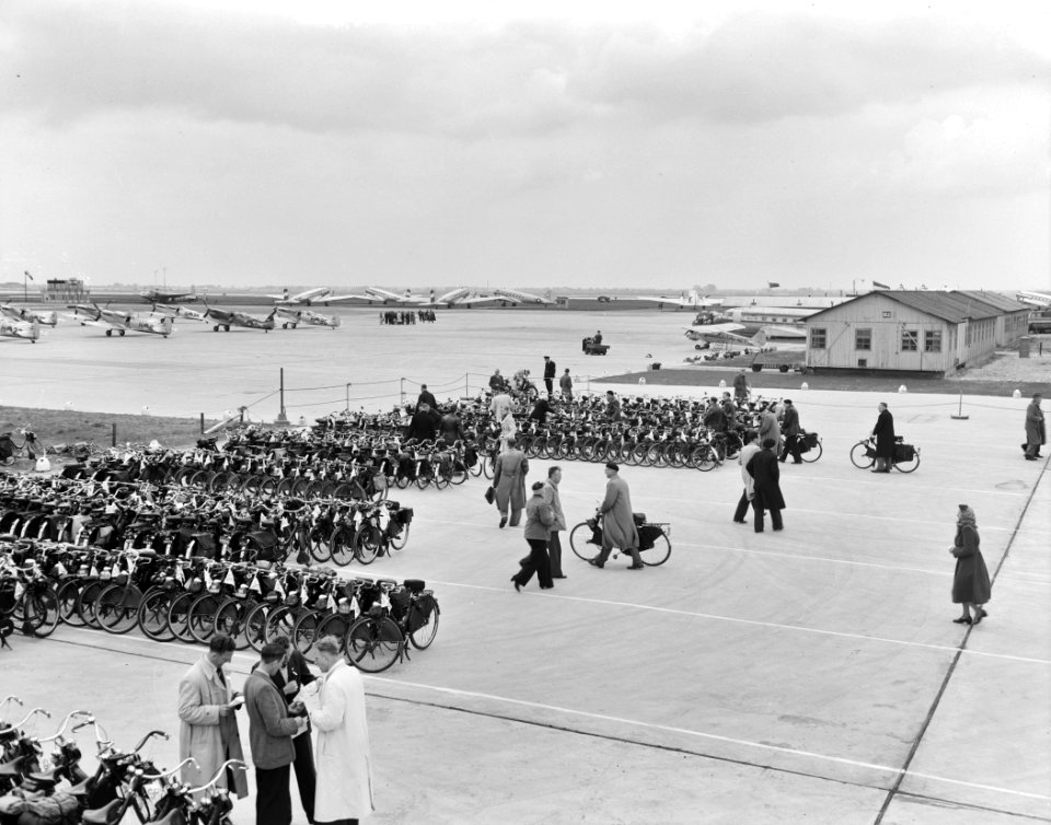 Solex-ralley op Schiphol, Bestanddeelnr 904-5523