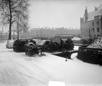 Sneeuw op de Munt, kolenwerkers, Bestanddeelnr 903-8085