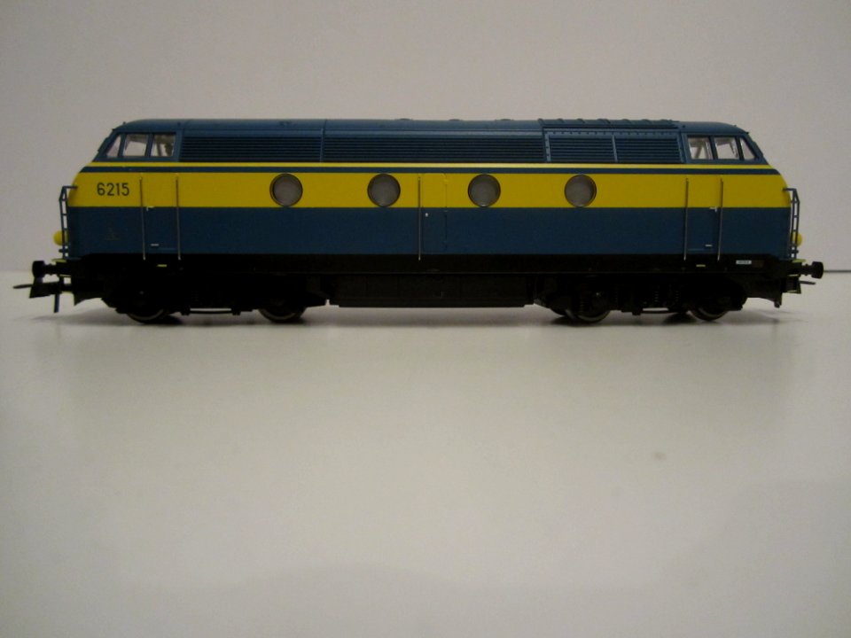 SNCB NMBS 6215 - Série Reeks HLD 62 - Roco 62773 - 2