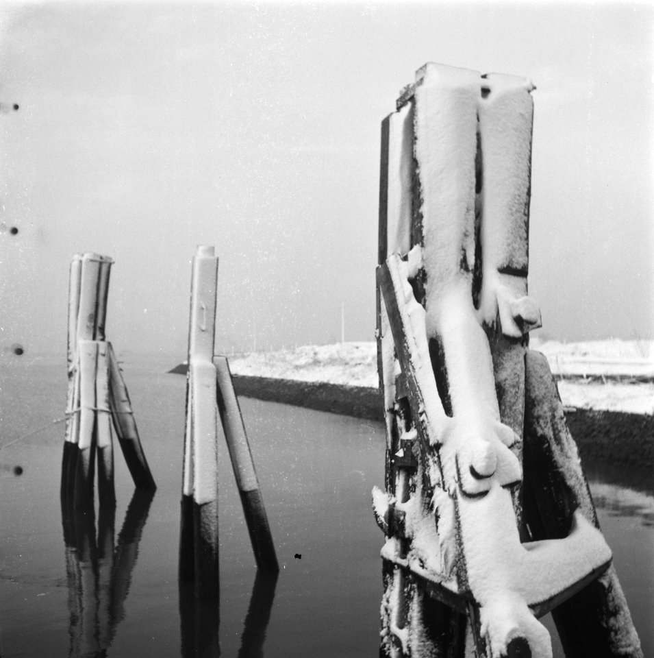 Sneeuw rond de Moerdijk, Bestanddeelnr 901-5449