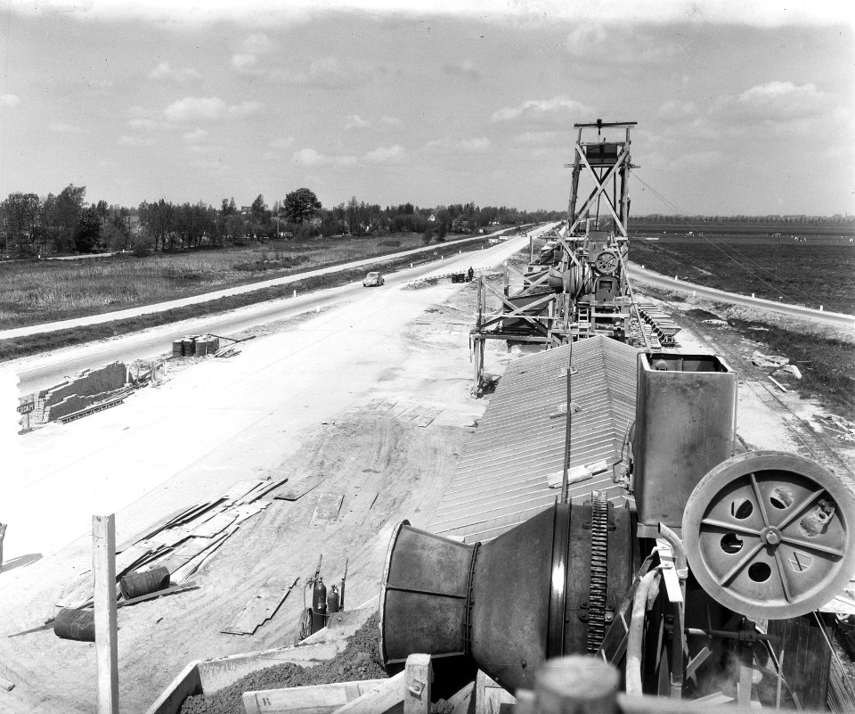 Snelweg Amsterdam-Utrecht nieuwe viaduct Vinkeveen, Bestanddeelnr 905-7152