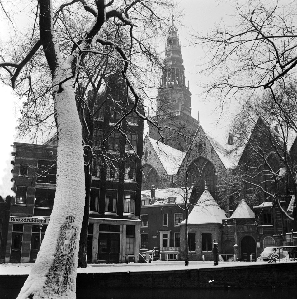 Sneeuwplaatjes in Amsterdam, Bestanddeelnr 905-4368