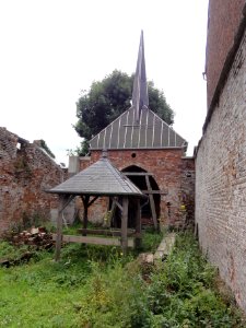 Solre-le-Château (Nord, Fr) chapelle desaffecté dans le bourg