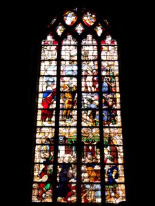 Solre-le-Château (Nord, Fr) église, vitrail Christ devant Pilatus